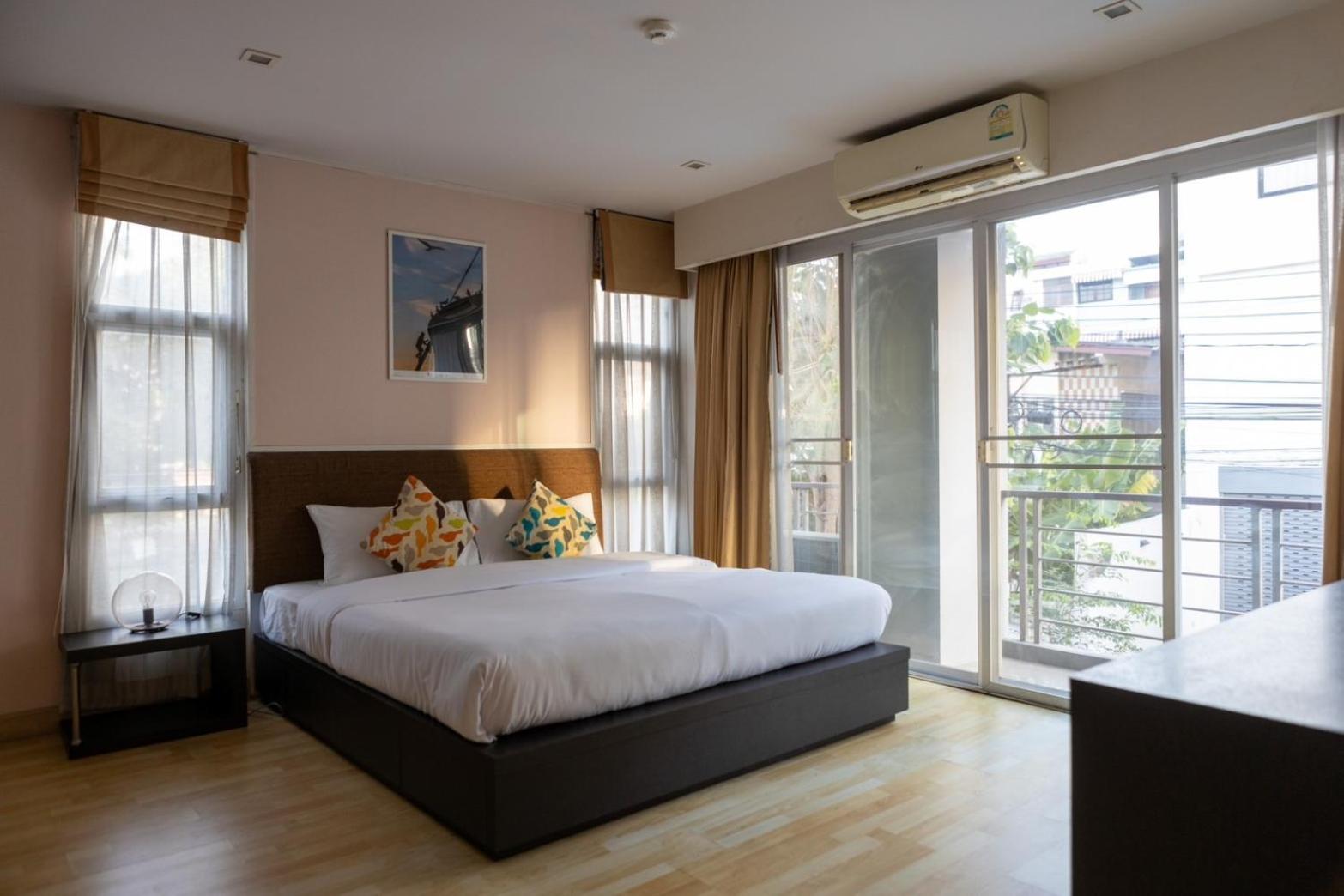 P Villa Lamoon Thonglor Bangkok Esterno foto