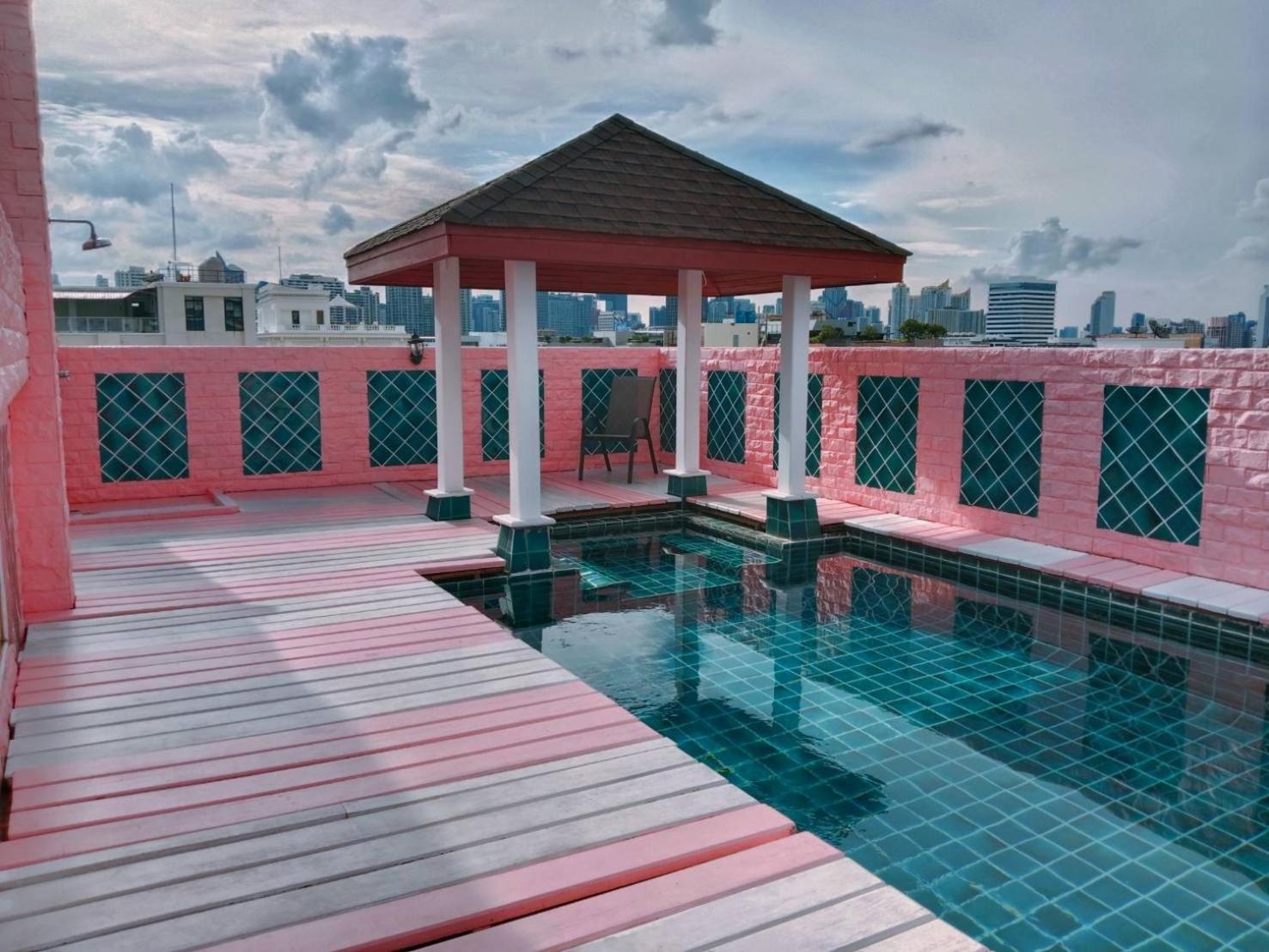 P Villa Lamoon Thonglor Bangkok Esterno foto