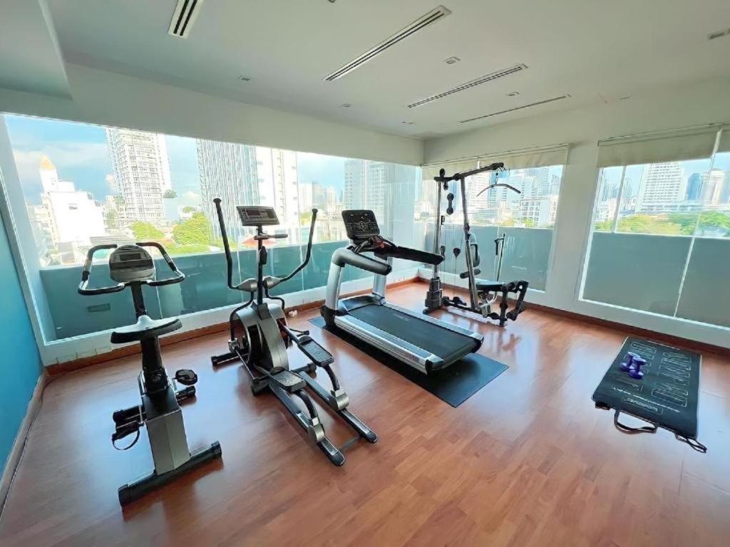 P Villa Lamoon Thonglor Bangkok Esterno foto